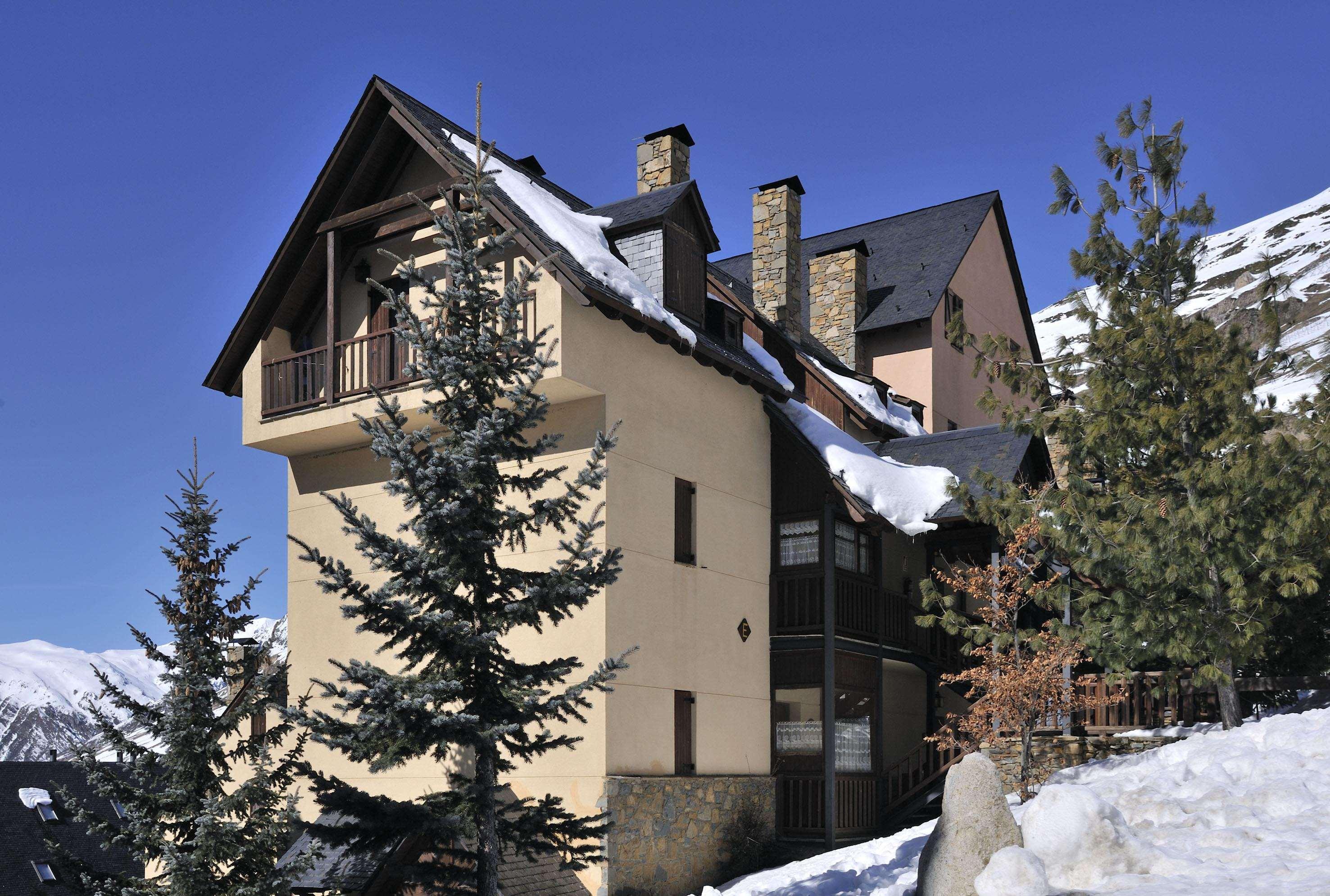 Apartamentos Blanheu Baqueira Beret Zewnętrze zdjęcie